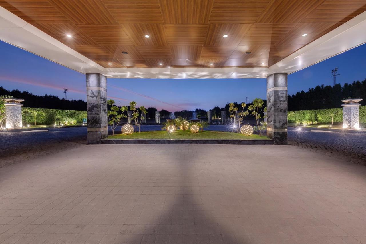 Radisson Resort & Spa Kandla Gāndhīdhām Eksteriør bilde