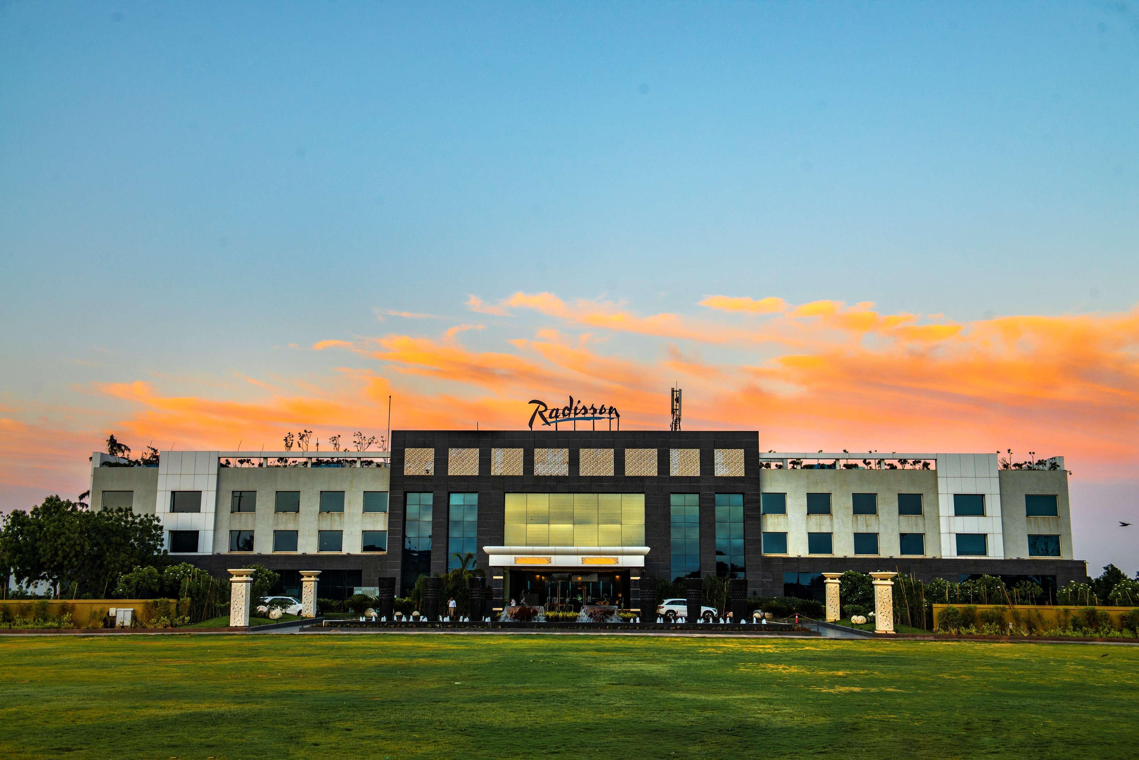 Radisson Resort & Spa Kandla Gāndhīdhām Eksteriør bilde