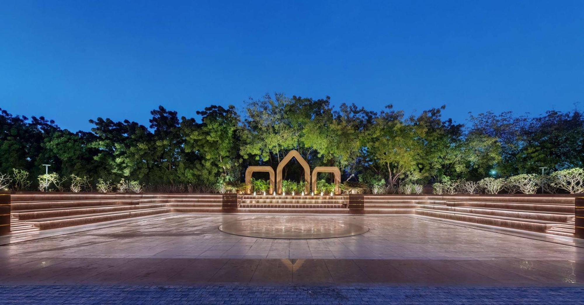 Radisson Resort & Spa Kandla Gāndhīdhām Eksteriør bilde